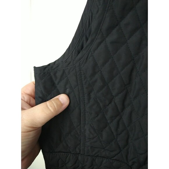 Talbots Woman LP Black Quilted Vest Pockets Full Zip Lightweight Outdoor Casual - Picture 4 of 10
